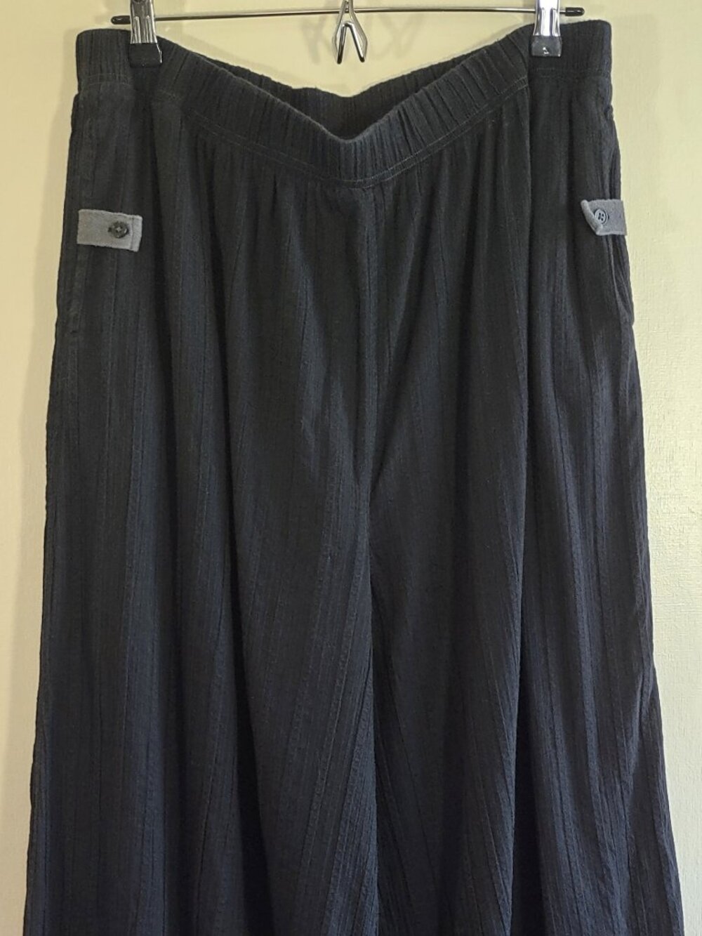 Free People Intimately Black Harem Pants Size Large Wide Leg Pleated Details - Picture 5 of 9